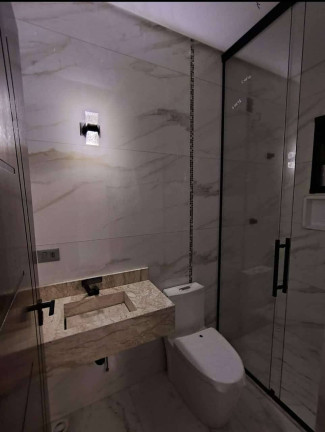 Imagem Casa com 4 Quartos à Venda, em Caiçara - Praia Grande Imagem Casa com 4 Quartos à Venda, em Caiçara - Praia Grande