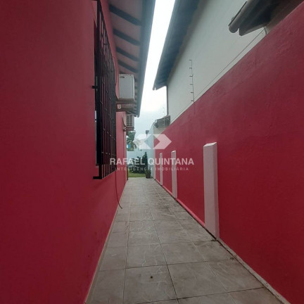 Imagem Casa com 2 Quartos à Venda, 80 m² em Balneário - Florianópolis Imagem Casa com 2 Quartos à Venda, 80 m² em Balneário - Florianópolis