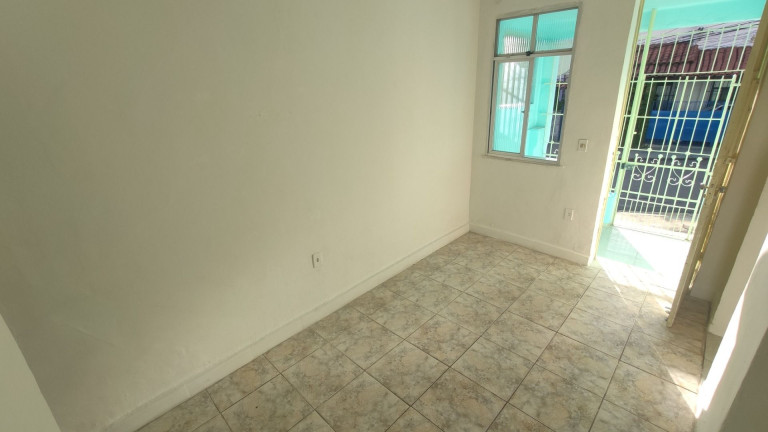 Imagem Imóvel com 2 Quartos para Alugar, 90 m² em Ramos - Rio De Janeiro Imagem Imóvel com 2 Quartos para Alugar, 90 m² em Ramos - Rio De Janeiro
