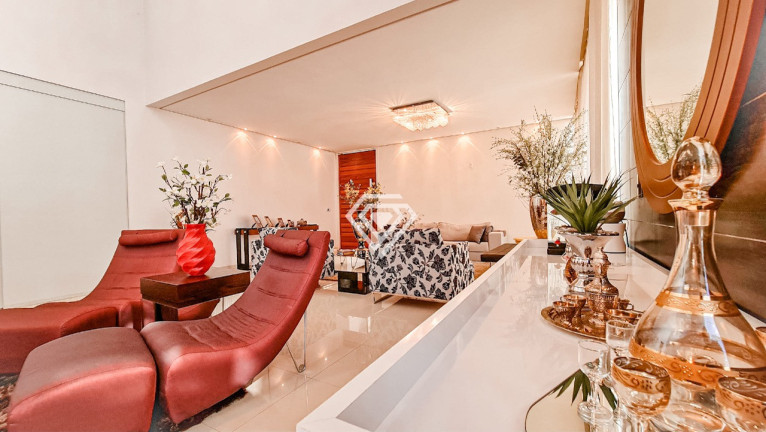 Imagem Sobrado com 5 Quartos à Venda, 1.080 m² em Plano Diretor Sul - Palmas Imagem Sobrado com 5 Quartos à Venda, 1.080 m² em Plano Diretor Sul - Palmas