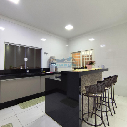 Imagem Casa com 3 Quartos à Venda, 191 m² em Parque Das árvores Ii - Birigui Imagem Casa com 3 Quartos à Venda, 191 m² em Parque Das árvores Ii - Birigui
