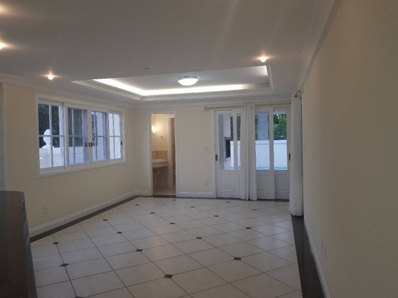 Imagem Casa com 4 Quartos à Venda, 226 m² em Jurerê Internacional - Florianópolis Imagem Casa com 4 Quartos à Venda, 226 m² em Jurerê Internacional - Florianópolis