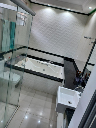 Imagem Casa com 3 Quartos à Venda, 413 m² Imagem Casa com 3 Quartos à Venda, 413 m²