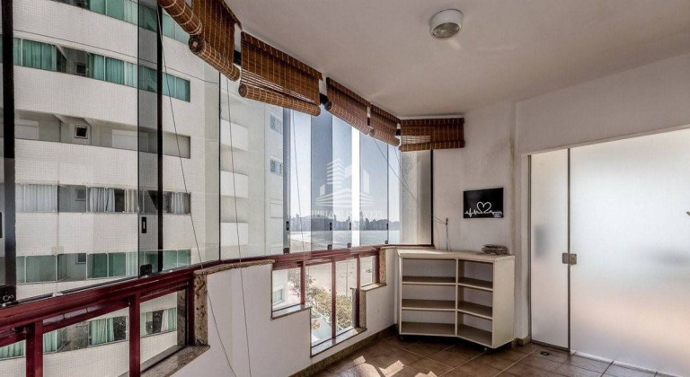 Imagem Apartamento com 3 Quartos à Venda,  em Centro - Balneário Camboriú