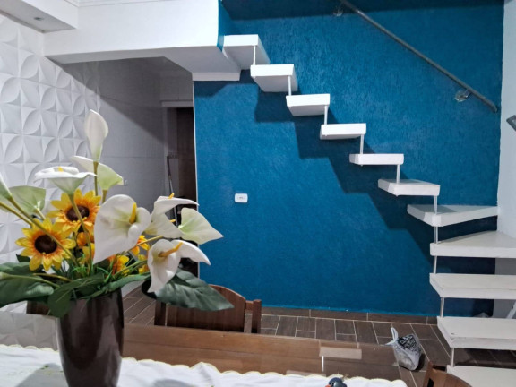 Imagem Sobrado com 3 Quartos à Venda, em Eldorado - Diadema Imagem Sobrado com 3 Quartos à Venda, em Eldorado - Diadema