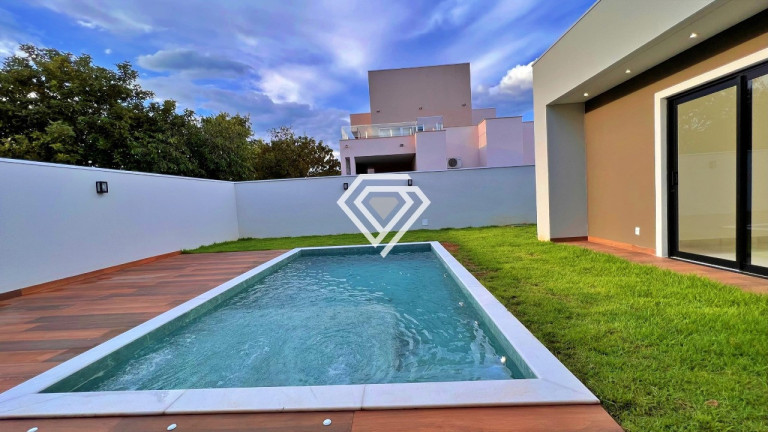 Imagem Casa de Condomínio com 4 Quartos à Venda, 240 m² em Loteamento Caribe - Palmas Imagem Casa de Condomínio com 4 Quartos à Venda, 240 m² em Loteamento Caribe - Palmas