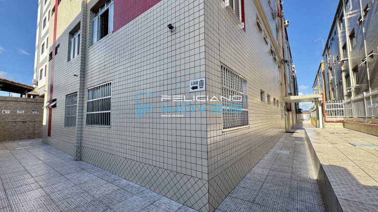 Imagem Kitnet com 1 Quarto à Venda, 28 m² em Balneário Maracanã - Praia Grande Imagem Kitnet com 1 Quarto à Venda, 28 m² em Balneário Maracanã - Praia Grande