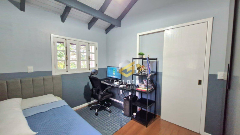Imagem Casa com 3 Quartos à Venda, 270 m² em Centro - Tijucas Imagem Casa com 3 Quartos à Venda, 270 m² em Centro - Tijucas