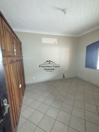 Imagem Casa com 3 Quartos à Venda, 284 m² em Vila Eliana Maria - Vila Molica - Guaratinguetá Imagem Casa com 3 Quartos à Venda, 284 m² em Vila Eliana Maria - Vila Molica - Guaratinguetá