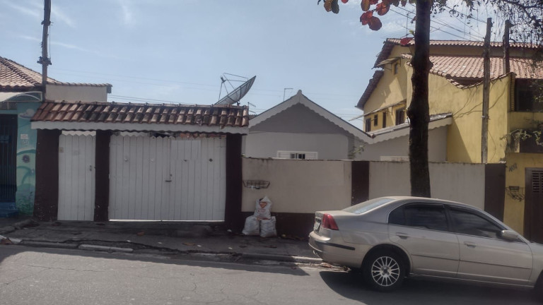 Imagem Casa com 3 Quartos à Venda, 120 m² em Centro - Poá Imagem Casa com 3 Quartos à Venda, 120 m² em Centro - Poá
