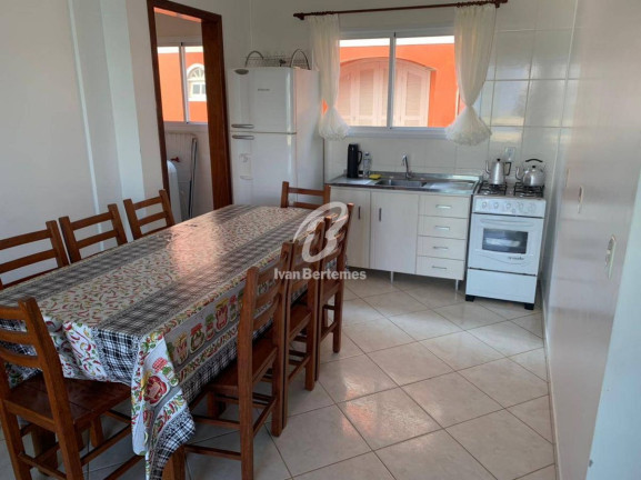 Imagem Apartamento com 3 Quartos para Temporada, em Mariscal - Bombinhas Imagem Apartamento com 3 Quartos para Temporada, em Mariscal - Bombinhas