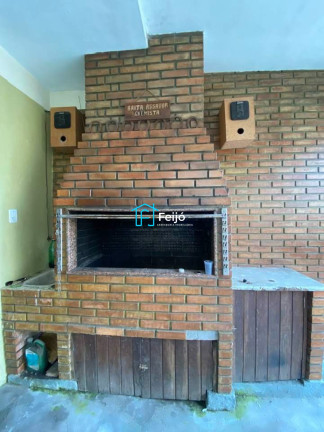 Imagem Casa com 3 Quartos à Venda, 180 m² em Restinga - Porto Alegre Imagem Casa com 3 Quartos à Venda, 180 m² em Restinga - Porto Alegre