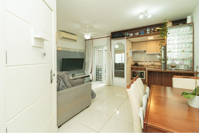 Imagem Casa com 2 Quartos à Venda, 78 m² em Jardim Carvalho - Porto Alegre Imagem Casa com 2 Quartos à Venda, 78 m² em Jardim Carvalho - Porto Alegre