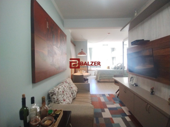 Imagem Apartamento com 1 Quarto à Venda, 47 m² em Centro - Florianópolis Imagem Apartamento com 1 Quarto à Venda, 47 m² em Centro - Florianópolis