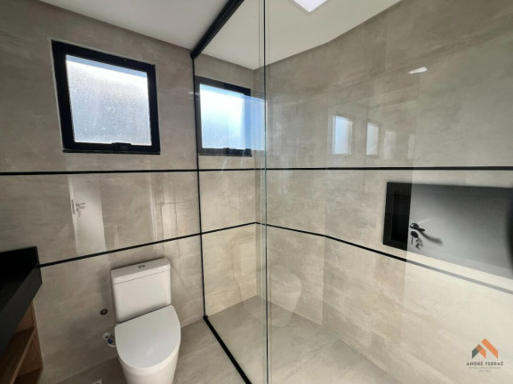 Imagem Casa com 3 Quartos à Venda, 185 m² Imagem Casa com 3 Quartos à Venda, 185 m²