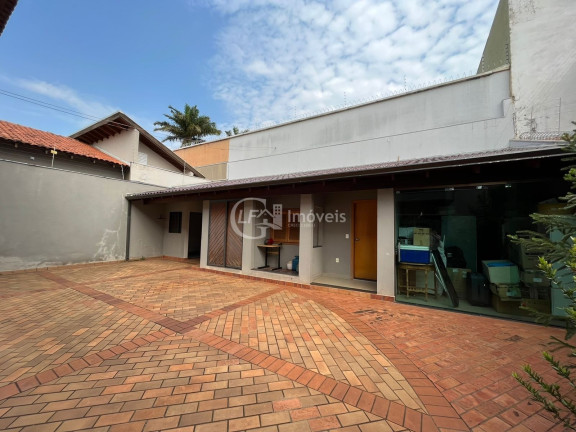 Imagem Casa com 4 Quartos à Venda, 417 m² em Vila Rosa Pires - Campo Grande Imagem Casa com 4 Quartos à Venda, 417 m² em Vila Rosa Pires - Campo Grande
