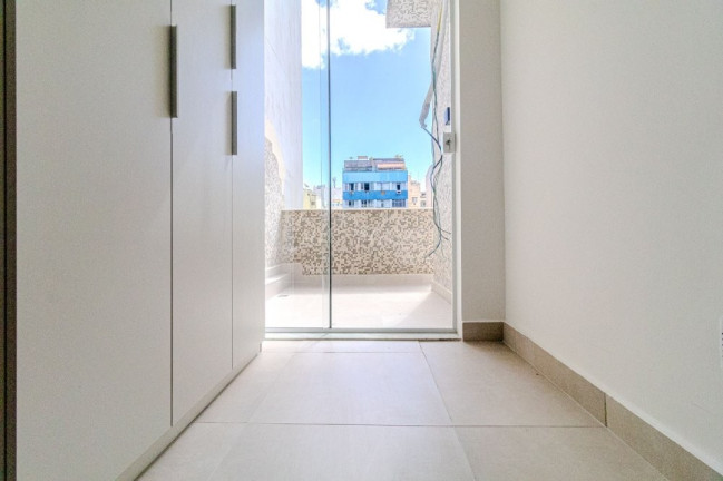Imagem Apartamento com 3 Quartos à Venda, 133 m² em Copacabana - Rio De Janeiro