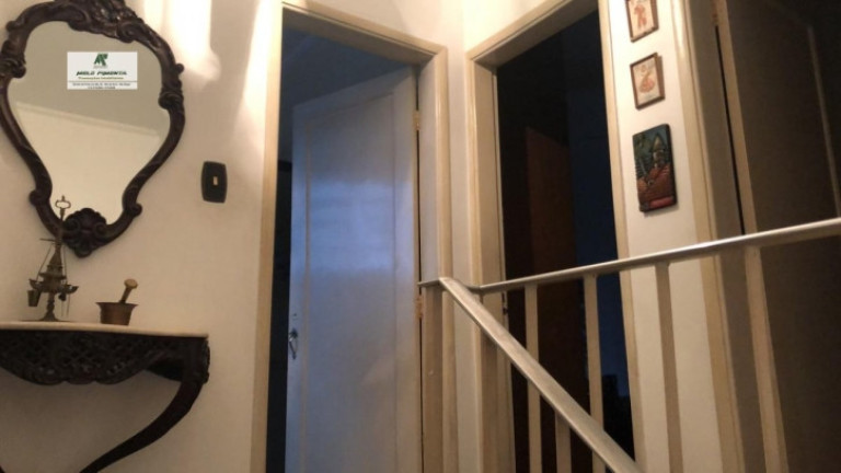 Imagem Casa com 3 Quartos à Venda, 333 m² em Gonzaga - Santos Imagem Casa com 3 Quartos à Venda, 333 m² em Gonzaga - Santos