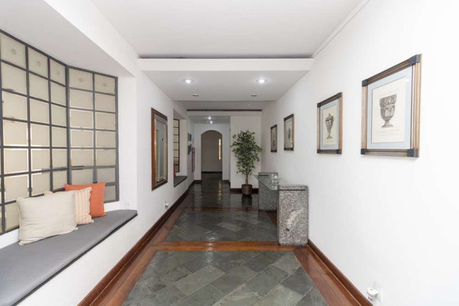 Imagem Apartamento com 2 Quartos à Venda, 77 m² em  Vila Nova Conceição  -  São Paulo 