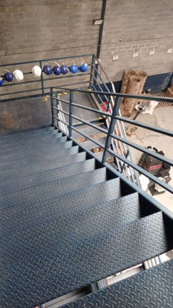 Imagem Galpão para Alugar, 1.350 m² em Chácaras Reunidas - São José Dos Campos Imagem Galpão para Alugar, 1.350 m² em Chácaras Reunidas - São José Dos Campos
