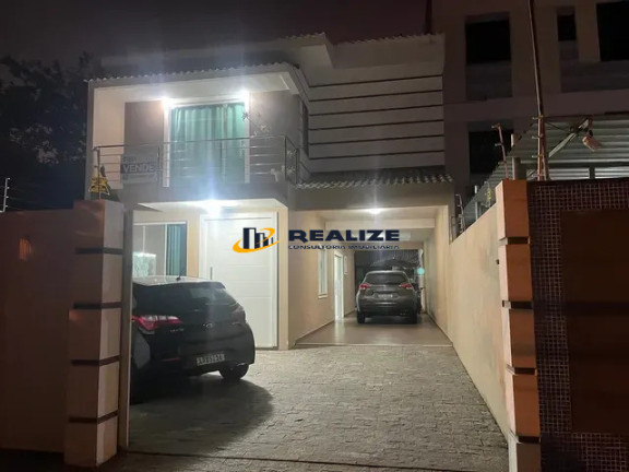 Casa com 3 Quartos à Venda,  em Parque João Maria - Campos Dos Goytacazes