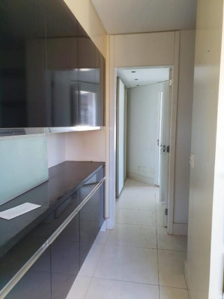 Imagem Apartamento com 4 Quartos à Venda,  em Jardim Fonte Do Morumbi - São Paulo