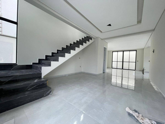Imagem Casa com 3 Quartos à Venda, 150 m² em São João Do Rio Vermelho - Florianópolis Imagem Casa com 3 Quartos à Venda, 150 m² em São João Do Rio Vermelho - Florianópolis