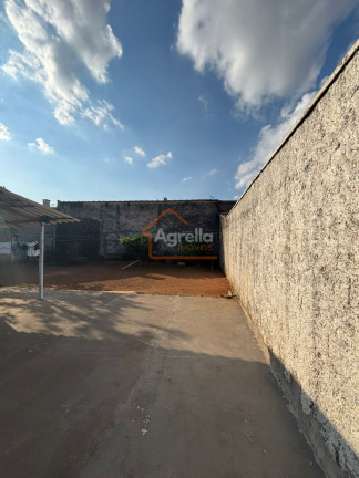 Imagem Casa com 2 Quartos à Venda, 86 m² em Jardim São Carlos - Mogi Guaçu Imagem Casa com 2 Quartos à Venda, 86 m² em Jardim São Carlos - Mogi Guaçu