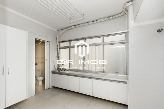 Imagem Imóvel com 3 Quartos à Venda, 128 m² em Itaim Bibi - São Paulo Imagem Imóvel com 3 Quartos à Venda, 128 m² em Itaim Bibi - São Paulo