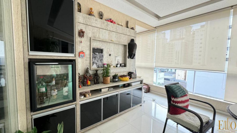 Imagem Apartamento com 4 Quartos à Venda, 193 m² em Meia Praia - Itapema Imagem Apartamento com 4 Quartos à Venda, 193 m² em Meia Praia - Itapema