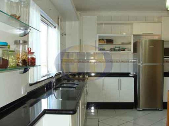 Casa com 3 Quartos à Venda, 320 m² em Vila Miranda - Sumaré
