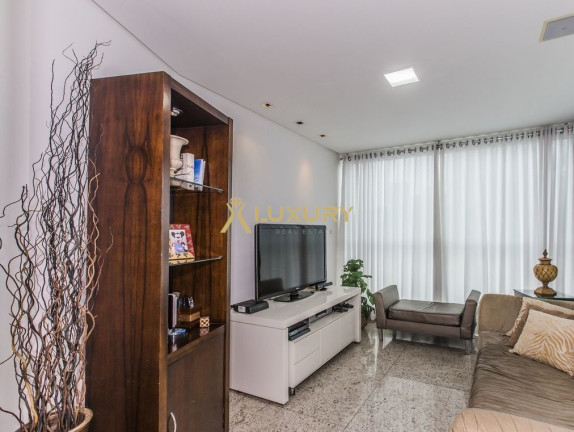 Imagem Imóvel com 3 Quartos à Venda, 135 m² em Santo Antônio - Belo Horizonte Imagem Imóvel com 3 Quartos à Venda, 135 m² em Santo Antônio - Belo Horizonte
