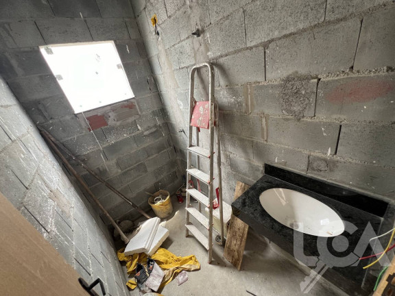 Imagem Casa com 3 Quartos à Venda, 180 m² em Jardim Golfinhos - Caraguatatuba Imagem Casa com 3 Quartos à Venda, 180 m² em Jardim Golfinhos - Caraguatatuba