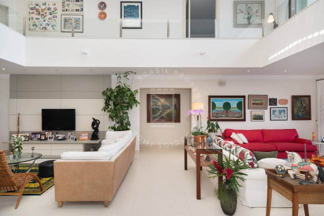 Imagem Casa com 8 Quartos à Venda, 600 m² em Tabatinga - Caraguatatuba Imagem Casa com 8 Quartos à Venda, 600 m² em Tabatinga - Caraguatatuba