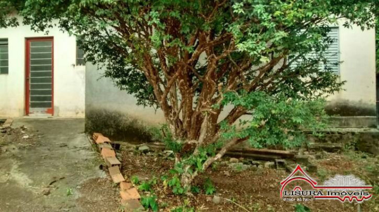 Imagem Casa com 2 Quartos à Venda, 140 m² em Centro - Jacareí Imagem Casa com 2 Quartos à Venda, 140 m² em Centro - Jacareí