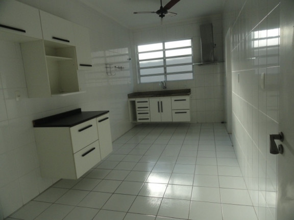 Imagem Casa com 3 Quartos à Venda, 150 m² em Marapé - Santos