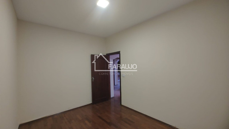 Imagem Casa com 4 Quartos à Venda, 265 m² em Vila Trujillo - Sorocaba Imagem Casa com 4 Quartos à Venda, 265 m² em Vila Trujillo - Sorocaba