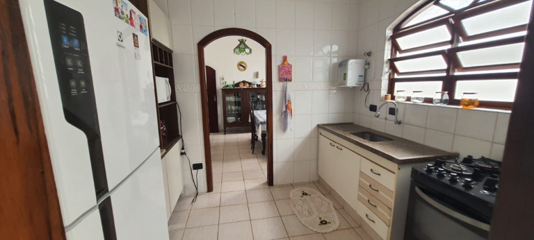 Imagem Casa com 4 Quartos à Venda, 360 m² em Balneário Praia Do Pernambuco Guarujá - São Paulo Imagem Casa com 4 Quartos à Venda, 360 m² em Balneário Praia Do Pernambuco Guarujá - São Paulo
