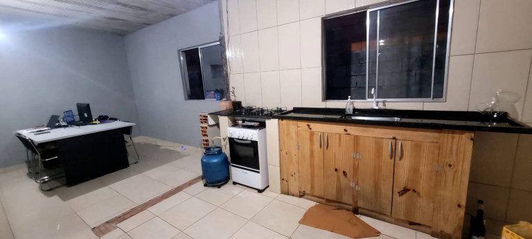 Imagem Casa com 2 Quartos à Venda, 200 m² em Mogi Das Cruzes Imagem Casa com 2 Quartos à Venda, 200 m² em Mogi Das Cruzes