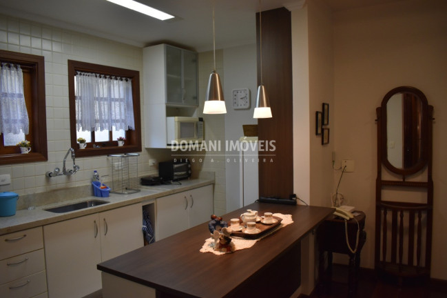 Imagem Imóvel com 3 Quartos à Venda, 104 m² em Região De Capivari - Campos Do Jordão Imagem Imóvel com 3 Quartos à Venda, 104 m² em Região De Capivari - Campos Do Jordão