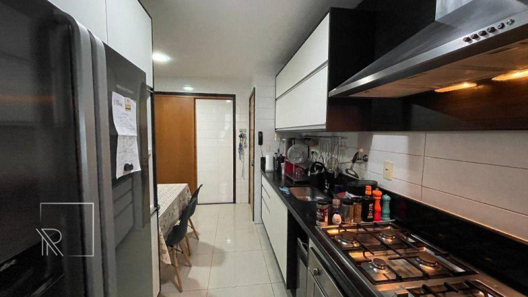 Imagem Apartamento com 4 Quartos à Venda, 145 m² em Praia Da Costa - Vila Velha Imagem Apartamento com 4 Quartos à Venda, 145 m² em Praia Da Costa - Vila Velha