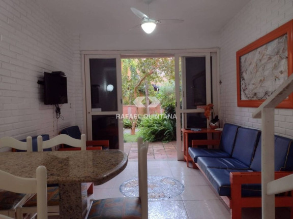 Casa de Condomínio com 2 Quartos à Venda, 58 m² em Canasvieiras - Florianópolis