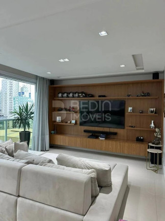 Imagem Apartamento com 4 Quartos à Venda, 162 m² em Centro - Balneário Camboriú Imagem Apartamento com 4 Quartos à Venda, 162 m² em Centro - Balneário Camboriú