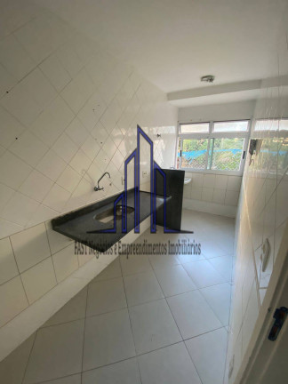 Apartamento à Venda,  em Itaboraí