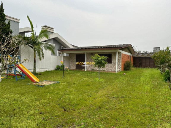 Imagem Casa com 2 Quartos à Venda, 121 m² em Centro - Xangri-lá Imagem Casa com 2 Quartos à Venda, 121 m² em Centro - Xangri-lá