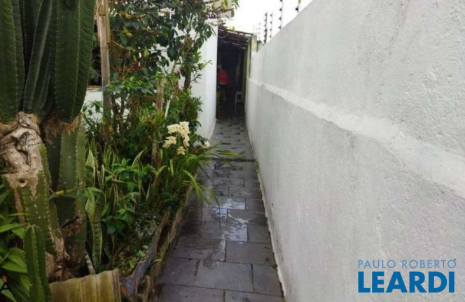 Imagem Casa com 2 Quartos à Venda, 400 m² em Santa Maria - Santo André Imagem Casa com 2 Quartos à Venda, 400 m² em Santa Maria - Santo André