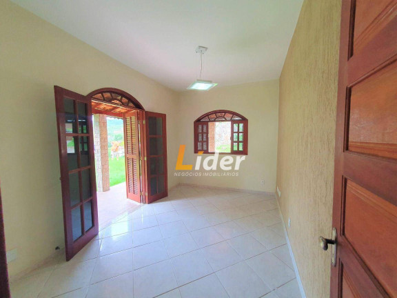 Imagem Casa com 3 Quartos para Alugar, 176 m² em Retiro - Juiz De Fora