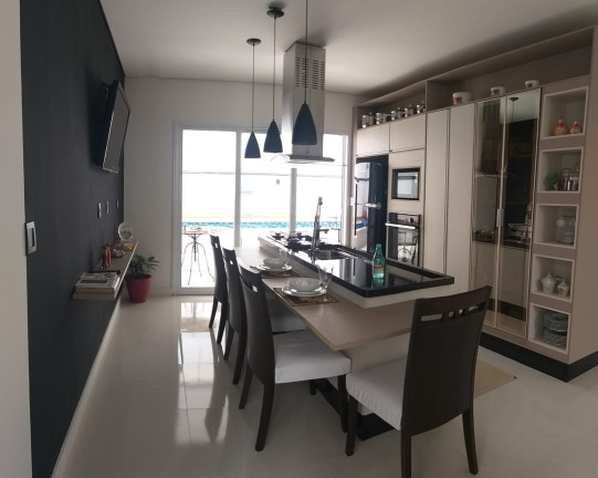 Imagem Casa com 3 Quartos à Venda, 300 m² em Cezar De Souza - Mogi Das Cruzes Imagem Casa com 3 Quartos à Venda, 300 m² em Cezar De Souza - Mogi Das Cruzes