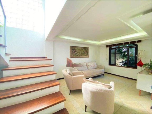 Imagem Casa com 4 Quartos à Venda, 232 m² em Ressacada - Itajaí Imagem Casa com 4 Quartos à Venda, 232 m² em Ressacada - Itajaí