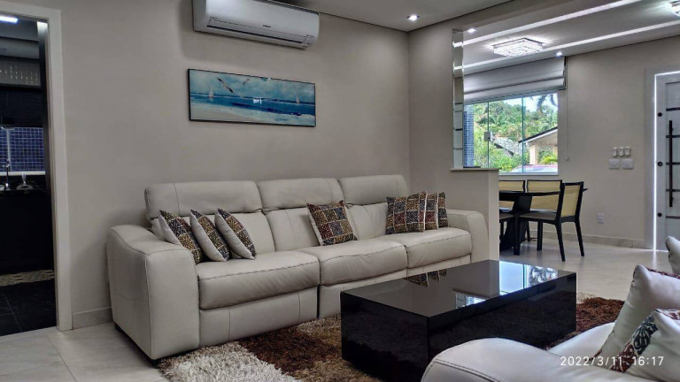 Imagem Casa com 5 Quartos à Venda, 200 m² em Riviera De São Lourenço - Bertioga Imagem Casa com 5 Quartos à Venda, 200 m² em Riviera De São Lourenço - Bertioga